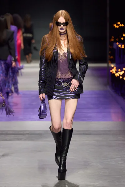 Look 30